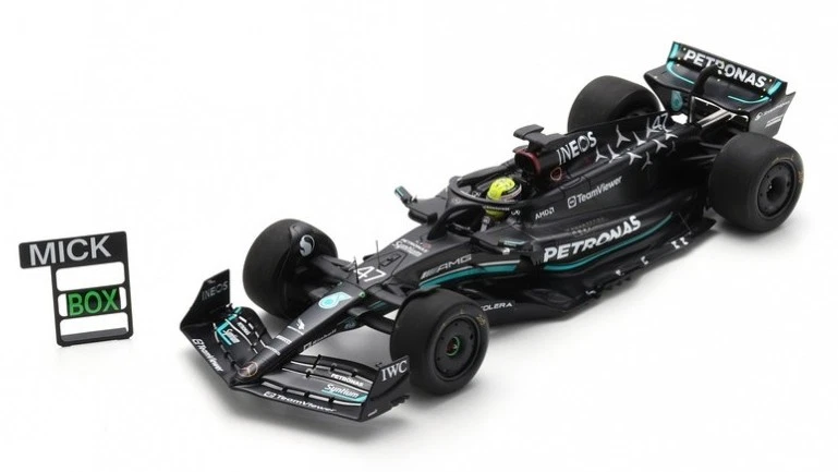Spark Model MERCEDES F1 N.47 SPANISH GP 2023 TYRE TEST MICK SCHUMACHER W/PIT B.1 - Immagine 1 di 1