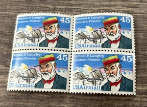 Francobolli posta aerea USA Samuel P. Langley 45c blocco di 4 come nuovi #616 - Foto 1 di 2