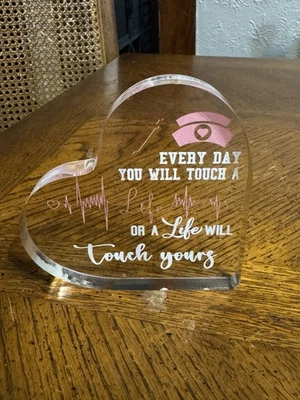 🩺 Nurses Acrylic Heart Plaque–Nurse Gift | Healthcare Worker Recognition Décor - Image 1 of 3