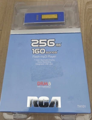 Reproductor MP3 USB RCA 256 mb Pantalla Retroiluminada 7 Colores Grabación de Voz. Batería AAA Foto 1 de 4