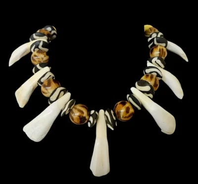 Collar de guerrero tribal para hombre con hueso de cebú y dientes incisivos - unisex salvaje Foto 1 de 4