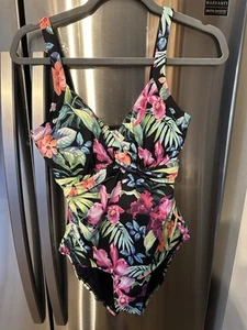 NWT TOMMY BAHAMA Coastal gardens 1 Piece Swimsuit Size 10 NWT $158 - Picture 1 of 8