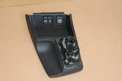 Honda Civic SI 2013-2015 2,4 L 6 velocidades M/T palanca de cambios bisel arranque/alimentación USB Foto 1 de 4