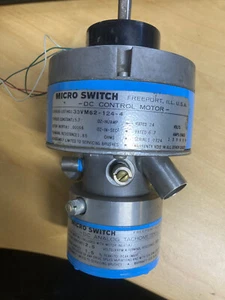 33VM62-124-4 Micro Switch DC Control Motor DC Tachometer and Rotaswitch encoder - Picture 1 of 6