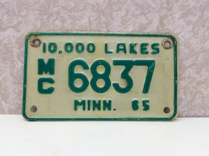 Vintage 1965 Minnesota Motorcylce License Plate Green VgC - Picture 1 of 5