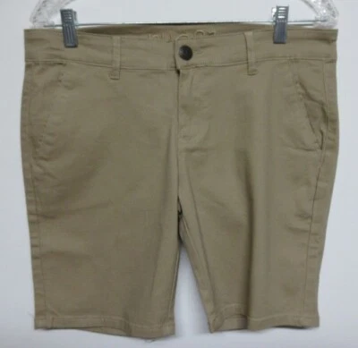 Rue 21 Shorts Beige Khaki Chino Stretch 女式 7/8 码 — 第 1/4 张图片