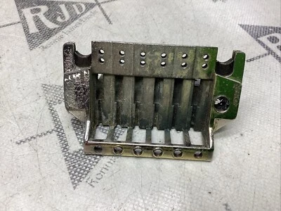 Marco puente trémolo Kahler Spyder años 80 vibrato dorado 10-32 Foto 1 de 3