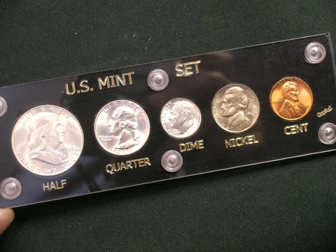 1949 Brilliant Uncirculated Coin Year Set  -   Capital Holder   Birth Year Cover