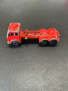 LESNEY 1976 MATCHBOX SUPERFAST MERCEDES CONTAINER TRUCK RED - Picture 1 of 1