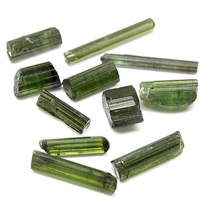 12,35Ct. Natürlicher Edelstein Turmalin grüne Farbe rau unbeheizt Mine Nigeria - Bild 1 von 7