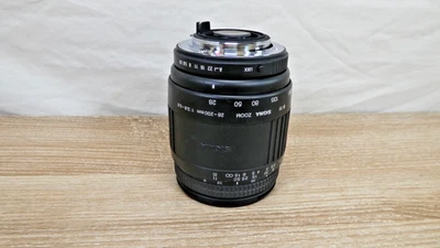 Sigma 28-200mm f3.8-5.6 Camera Lens Made in Japan - Image 1 of 4