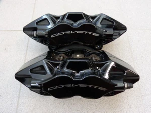 Pinzas de freno Chevrolet Corvette C7 Z51 4 pistones pinzas de freno freno freno trasero negras - Imagen 1 de 12