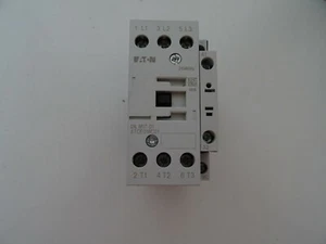 Contactor de potencia Eaton DILM17-01 - XTCE018C01 - Imagen 1 de 4
