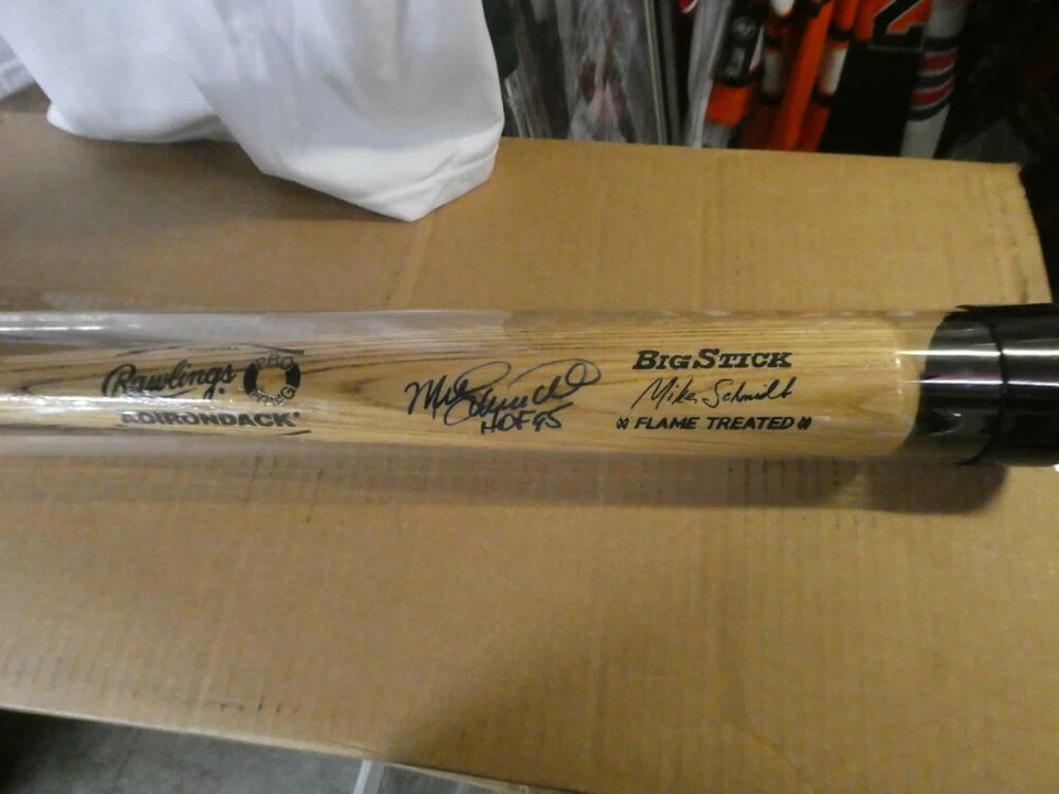 Mike Schmidt Philadelphia Phillies Signed FS Rawlings Game Model Bat COA - Image 1 of 1
