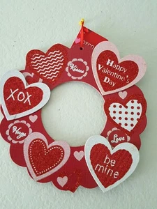 Valentine's Glitter Heart Wooden Wreath Door Wall Home Decoration - Picture 1 of 6