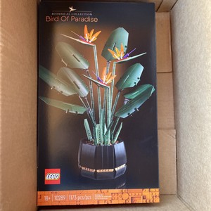 LEGO Bird of Paradise ICONS (10289)