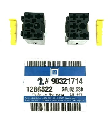 2x Original Vauxhall GM Connector Housing Fog Lights Astra For - 90321714 - image 1 of 4