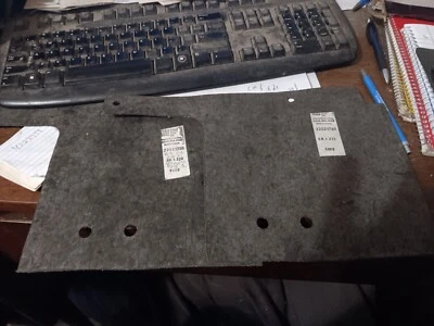 NOS198-1981 Oldsmobile Delta 88 FWD PAIR L/R RADIATOR SIDE BAFFLES 22521796 - Image 1 of 2