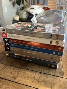 Gossip Girl: The Complete Series Set Seasons 1,2,3,4,5 and 6 - Picture 1 of 2