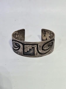 OLD PAWN NAVAJO STERLING SILVER CUFF BRACELET - Picture 1 of 10