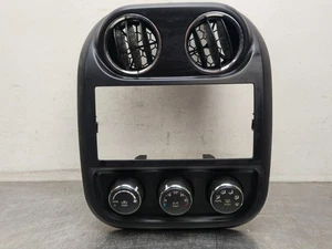 2011-2017 JEEP PATRIOT HEATER CLIMATE CONTROL WITH AIR VENTS P55111134AC - Picture 1 of 6