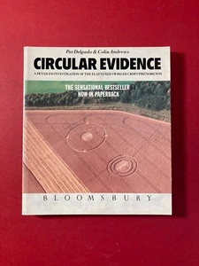 Circular Evidence: A Detailed Investigation of the Flattened Swirled Crops... - Imagen 1 de 14