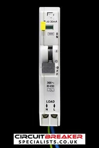 QUADRATO D 20 AMP CURVE B 10kA 30mA RCBO TIPO A QOE - Foto 1 di 6