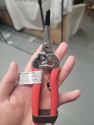 Cortes de poda de vid curvados Corona acero inoxidable AG4940SS  Foto 1 de 3