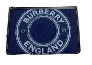 Nuova autentica borsa frizione Burberry blu denim con finiture in pelle 80410321 - Foto 1 di 6