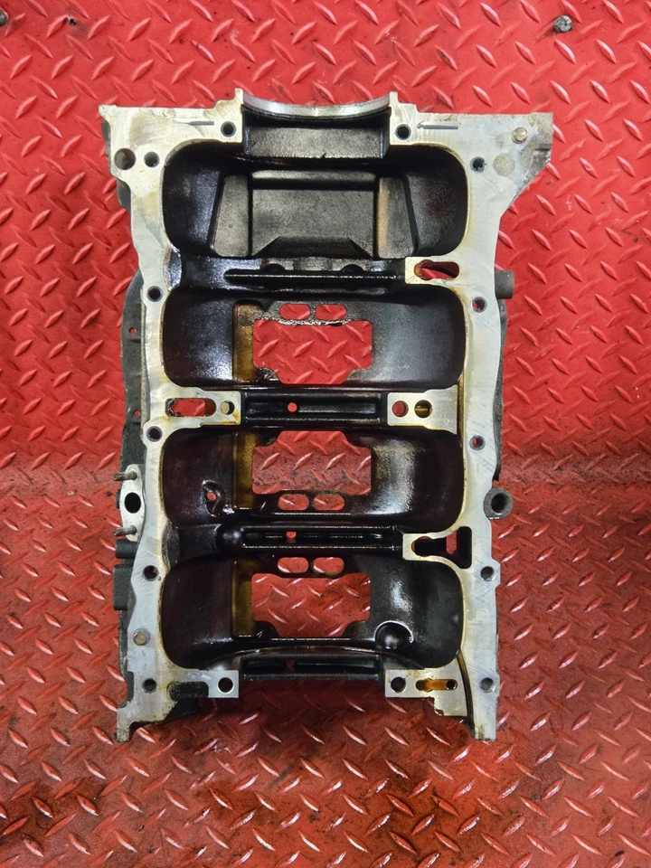 Cárter de aceite superior 2011-2016 para Kia Optima Hyundai Santa Fe Sport 2,0 L 211002G703 Foto 1 de 4