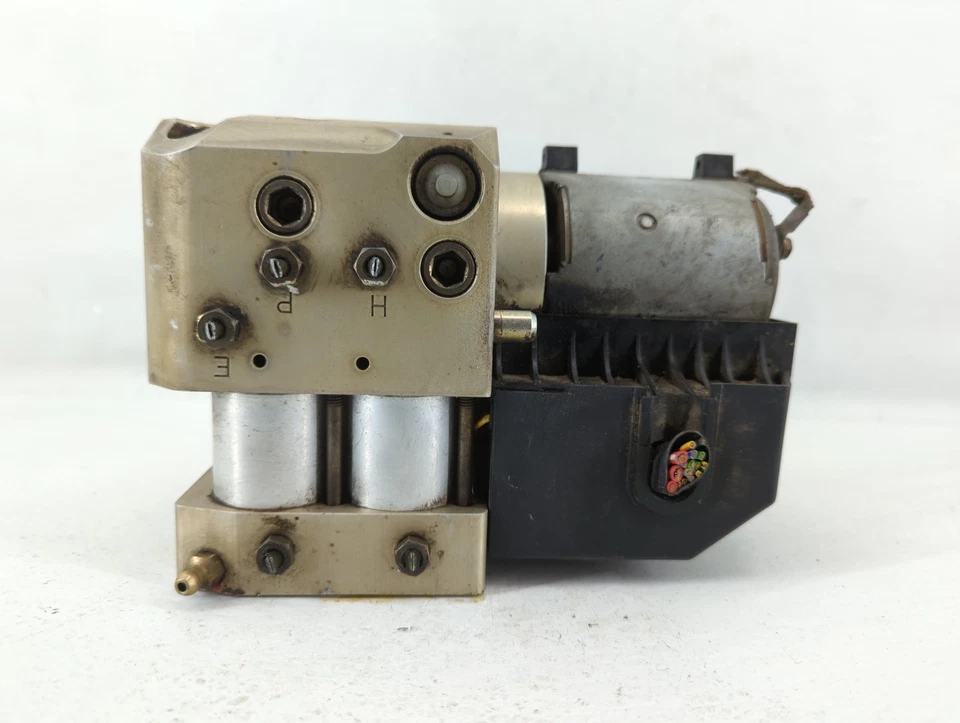 Mercedes-benz 420sel Abs Pump Control Module AH144 - Image 1 of 4