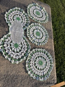 Vtg Hand-Crocheted White & Green Doily Set Granny Core Cottage Core Set of 4 - Picture 1 of 10