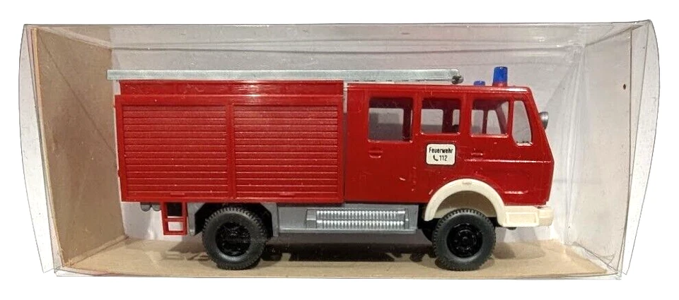 1:87 Scale Wiking 20616 Mercedes Benz NG LF16 Fire Appliance - Feuerwehr - MIB - Image 1 of 1