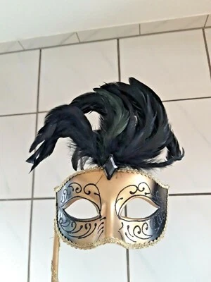 Gold Schwarz Kostüm Elegant Maskenball Fasching Party Ball Maske Feder - Bild 1 von 4