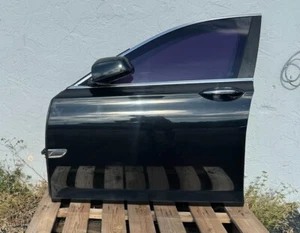 2010 BMW 750i Front Left Driver Side Door - Part Number: 41007203977 - Picture 1 of 7