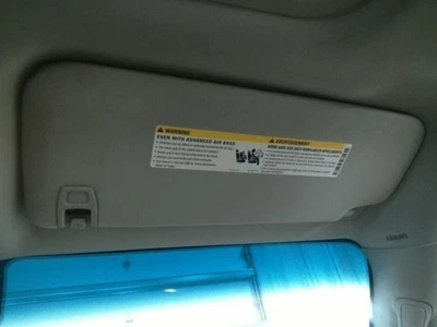 Passenger Right Sun Visor Illuminated Fits 07-14 ESCALADE 104843692 Foto 1 de 4