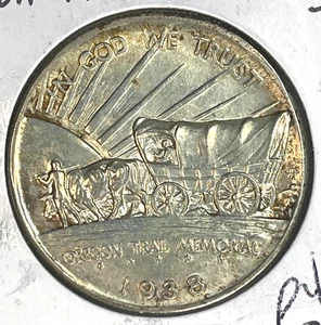 1926 OREGON TRAIL COMMEMORATIVE HALF DOLLAR UNC P463 - Picture 1 of 2