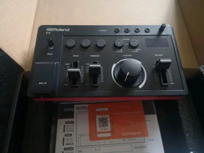 Roland AIRA Compact E-4 - Portable Vocal Processor in Original Box - Image 1 of 3