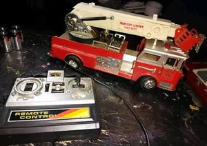 Vintage Toy State - Morton Grove Fire Department Wired Remote Control Fire Truck - Picture 1 of 8