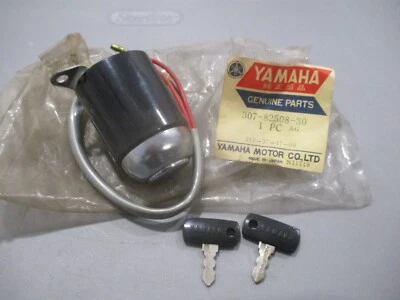 Nuevo de Lote Antiguo Yamaha OEM Conjunto de Interruptor Principal con Llaves 1972 LS2 307-82508-30 Foto 1 de 2