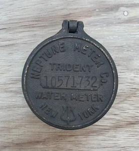 VINTAGE MESSING NEPTUN METER CO. Dreizack Wasserzähler New York 10571732 - Bild 1 von 3