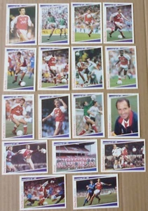 Carte CALCIO ARSENALE MERLIN STELLE CADENTI 1991/2x17 - Foto 1 di 12