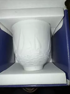 Lladro Collectors Soc. 17657 Sailing The Seas Votive w/Box 1997 NEW! - Picture 1 of 3