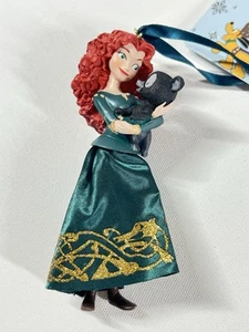 Disney Sketchbook 2015 Merida Princess Brave With Bear Christmas Ornament NWT - Picture 1 of 6