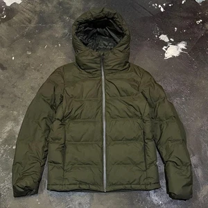 Uniqlo Seamless Down Parka M Khaki Lightweight Warm Winter Jacket - Picture 1 of 4