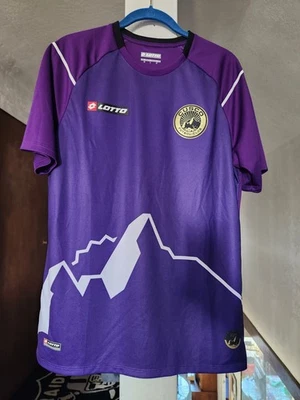Camiseta Cusco FC Edición Especial 2024 Púrpura Lotto Mediana Maratón Liga 1 Perú Foto 1 de 4