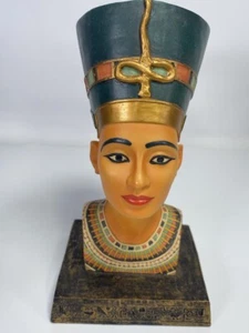 7" Signed Bust Statue of Queen Nefertiti, dated 2000 - Picture 1 of 5