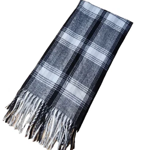 Steve Madden Black & White Plaid Blanket Wrap Scarf Large 82x22 Soft Cozy EUC - Picture 1 of 9