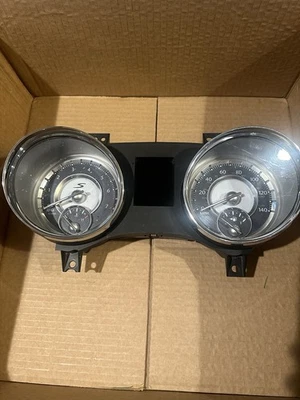 Chrysler 300S 2011-2014 velocímetro calibre clúster 62 k Foto 1 de 2