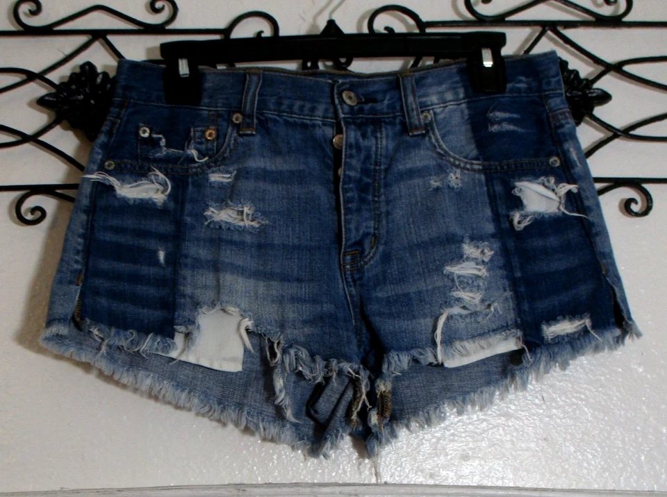 Pantalones cortos de jean American Eagle para mujer talla 4 azul elástico desgastado Foto 1 de 4